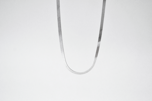 Colar Mobius 40cm em prata 925