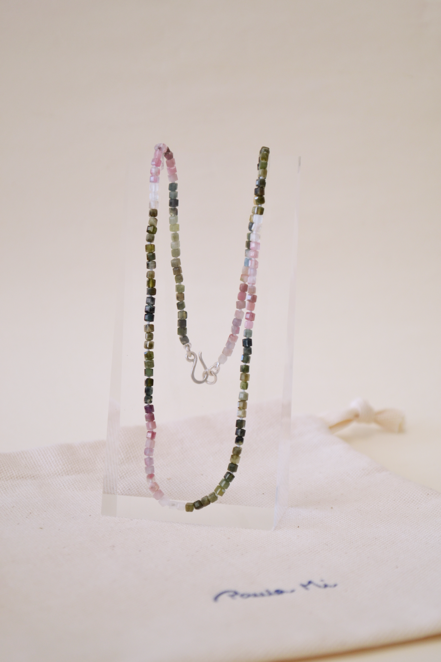 Colar Fio Turmalinas Coloridas