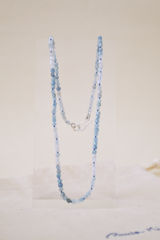 Colar Fio de Águas Marinhas